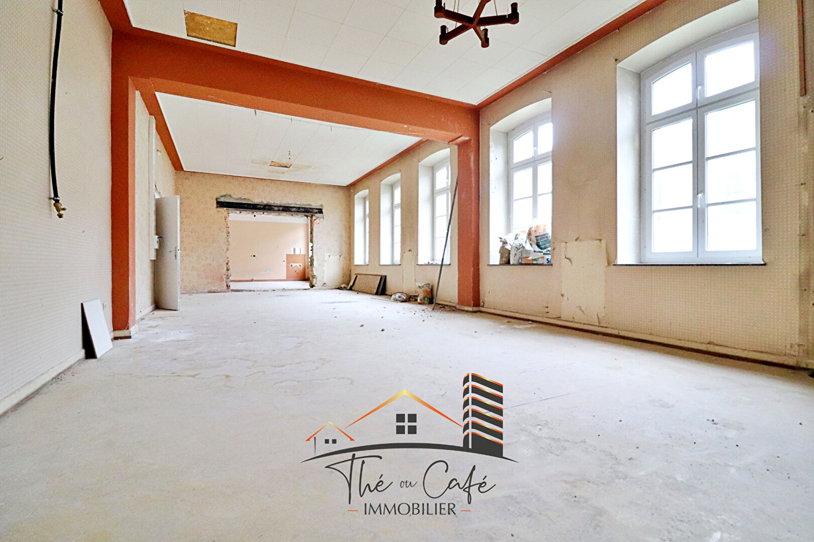 LESSY : AU COEUR DU VILLAGE APPARTEMENT F3 A AMENAGER