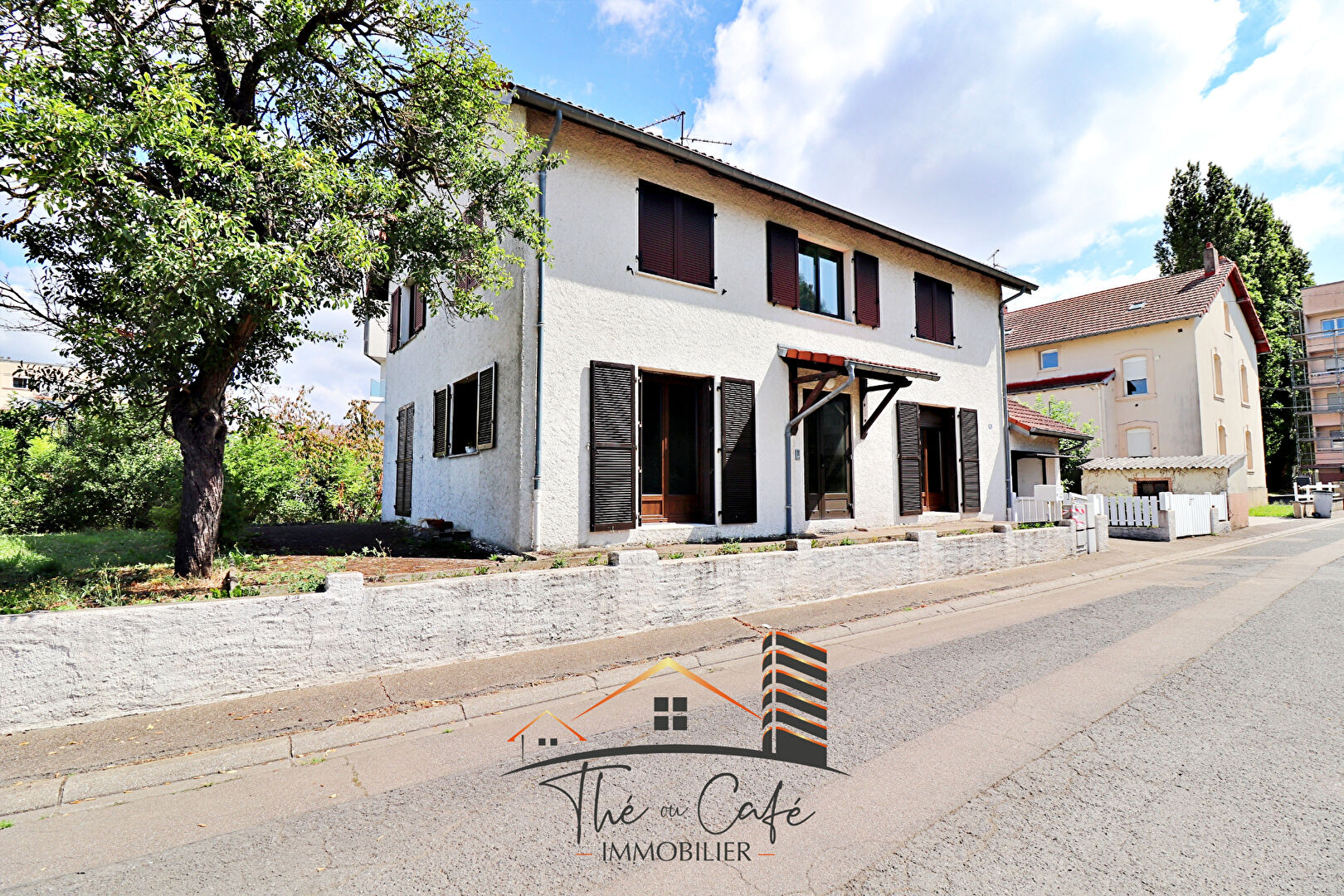 THIONVILLE BEAUREGARD : VASTE MAISON F7 AVEC GARAGE