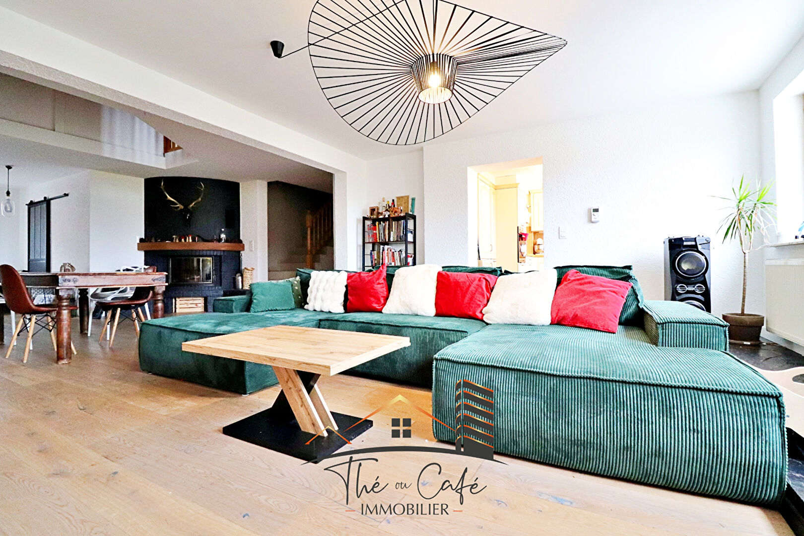 SECTEUR BOUZONVILLE : VASTE MAISON F6 AVEC BEAUX VOLUMES