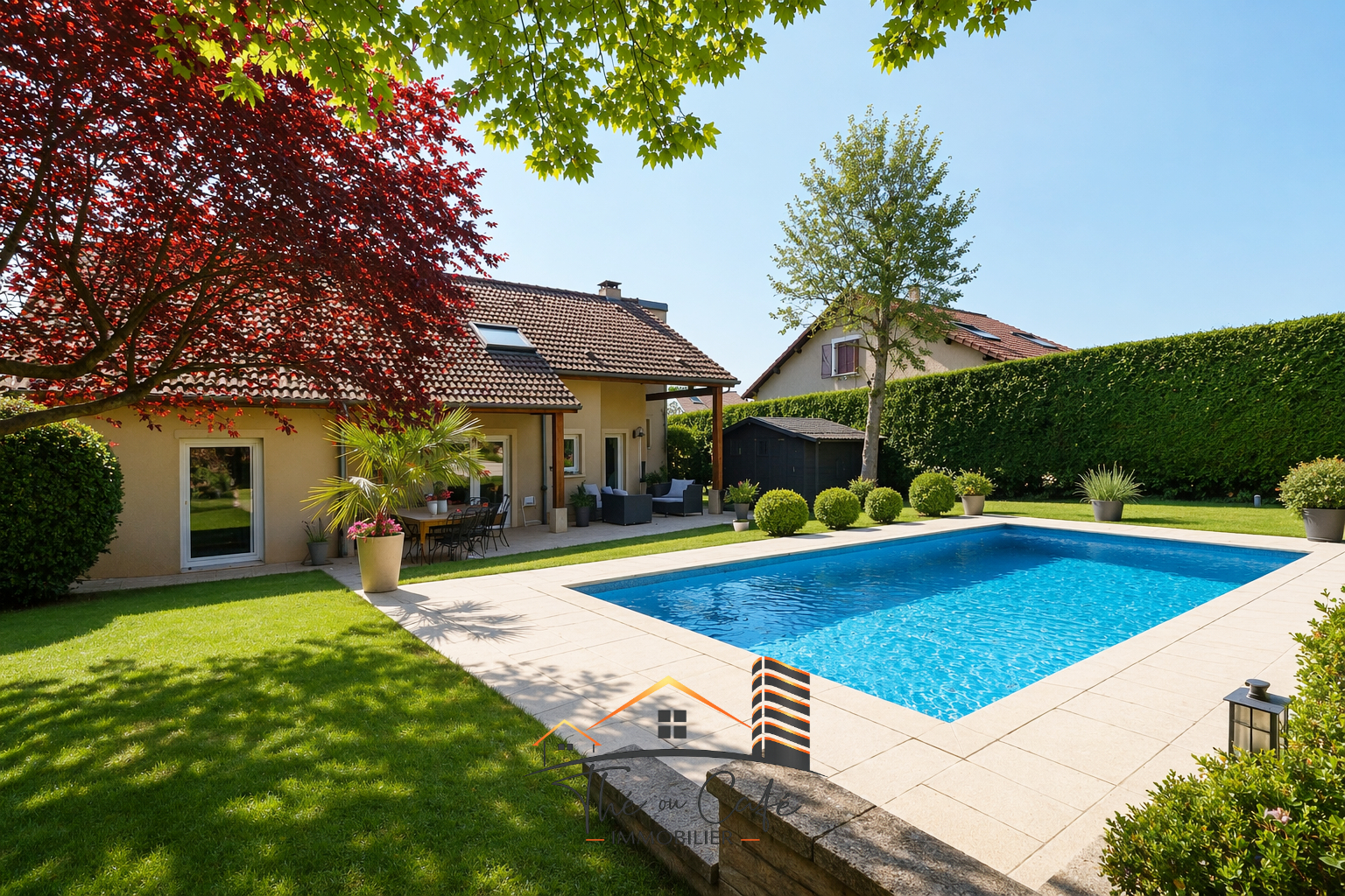 JUSSY : VASTE MAISON RECENTE F8 AVEC PISCINE