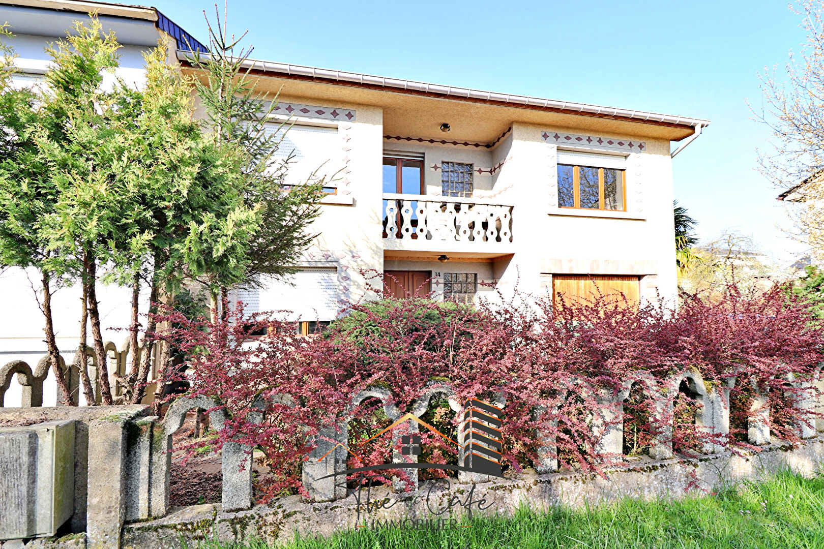 FLORANGE : VASTE MAISON F5 EN IMPASSE