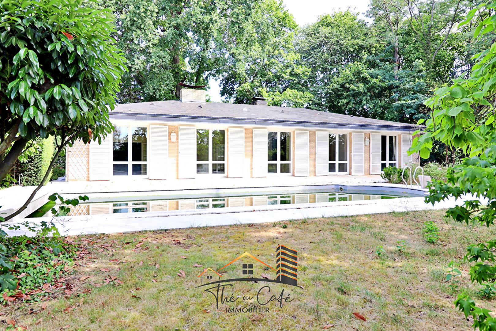 SUPERBE VILLA A MARLY CLOS DES ORMES