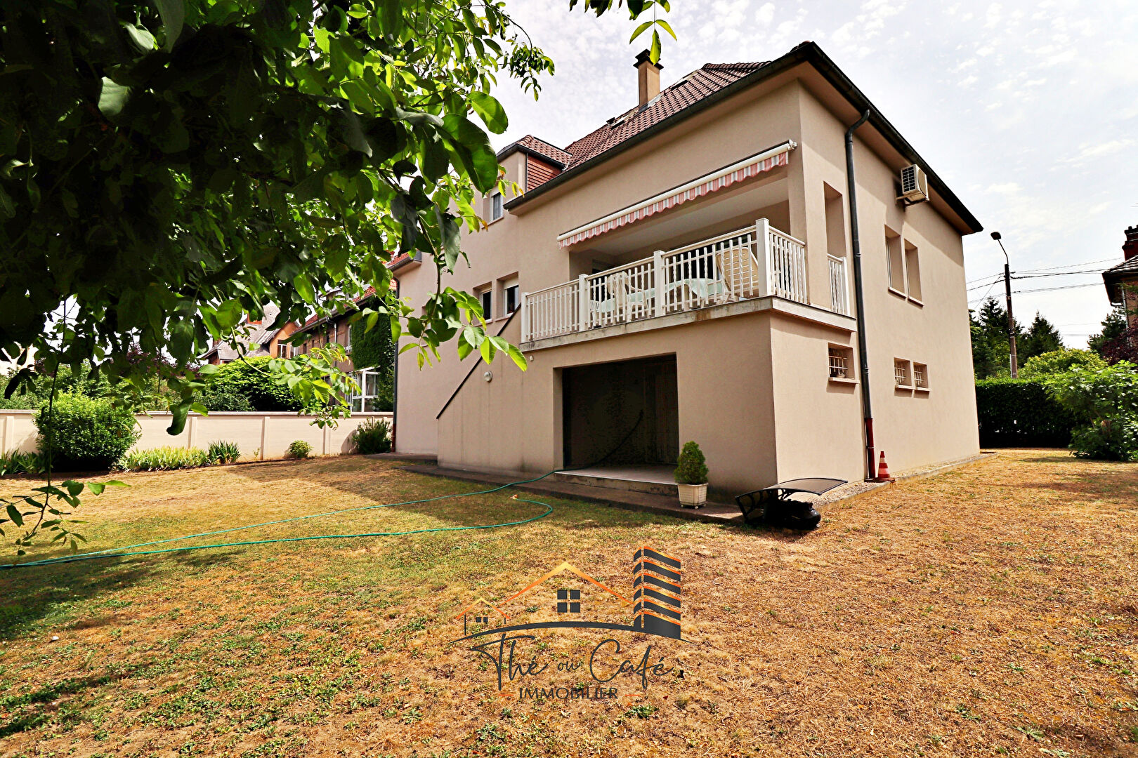 VASTE DEMEURE FAMILIALE F7/8 SUR THIONVILLE